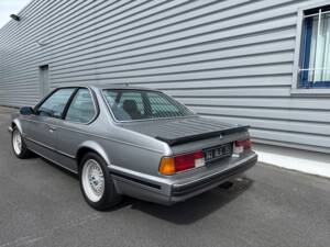 Image 5/79 of BMW M 635 CSi (1989)