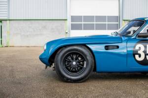 Image 7/18 of TVR Griffith 400 (1965)