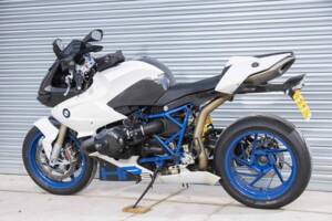 Image 28/47 of BMW HP2 Sport (2010)