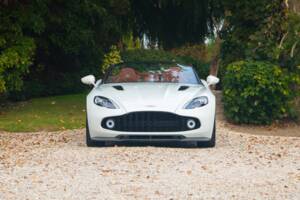 Bild 3/37 von Aston Martin Vanquish Zagato Volante (2017)