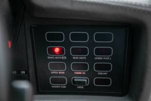 Bild 30/50 von BMW 635 CSi (1989)