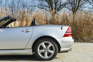 Bild 9/48 von Mercedes-Benz SLK 320 (2001)