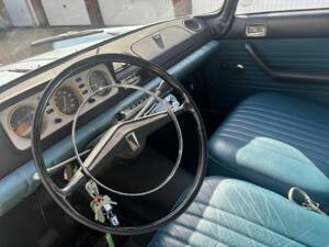 Imagen 2/8 de Peugeot 404 (1972)