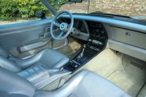 Image 3/50 of Chevrolet Corvette Indy Pace Car (1978)