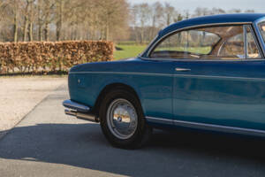 Image 26/45 of BMW 503 (1958)
