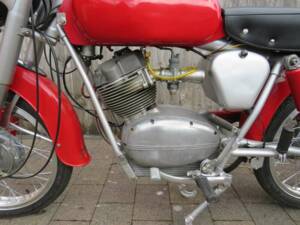 Bild 4/37 von Moto Guzzi Stornello 125 (1962)