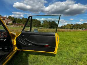 Immagine 22/48 di Triumph Stag (1975)