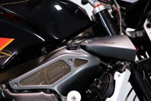 Bild 17/50 von Aprilia DUMMY (2005)