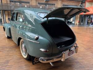Image 23/34 of Volvo PV 444 (1951)