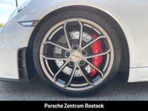 Bild 24/29 von Porsche 718 Cayman GT4 (2019)