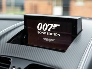 Bild 6/50 von Aston Martin DB 9 GT &quot;Bond Edition&quot; (2015)