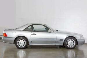 Bild 12/20 von Mercedes-Benz SL 280 (1994)