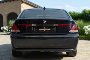 Bild 8/50 von BMW 750iL (2001)