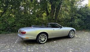 Image 7/28 de Jaguar XKR (2002)