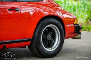 Image 49/63 of Porsche 911 Carrera 3.2 (1986)