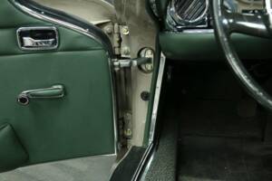 Image 11/50 de Mercedes-Benz 280 SL (1970)