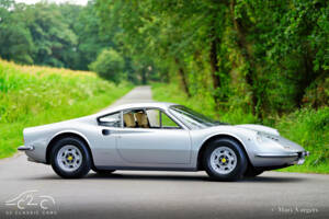 Immagine 34/73 di Ferrari Dino 246 GT (1972)