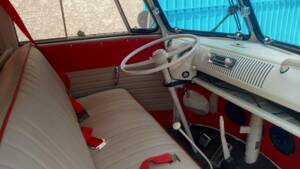 Image 9/9 of Volkswagen T1 Brasil (1966)