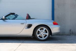 Image 20/73 of Porsche Boxster (2001)