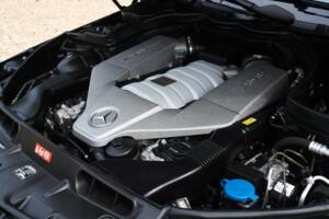 Image 4/50 of Mercedes-Benz C 63 AMG (2012)