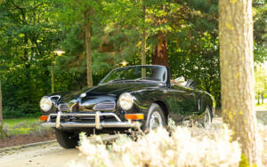 Image 2/65 de Volkswagen Karmann Ghia 1600 (1971)
