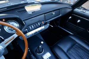 Image 21/50 of Maserati Mistral 3700 Spyder (1965)