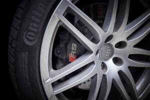 Image 31/95 of Audi RS4 Avant (2006)