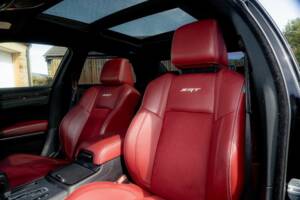 Imagen 41/50 de Chrysler 300 SRT8 (2013)