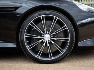 Image 6/94 of Aston Martin DB 9 (2014)