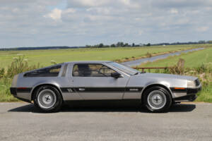 Immagine 5/32 di DeLorean DMC-12 (1981)