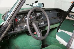 Bild 15/20 von Citroën DS 23 Pallas (1974)