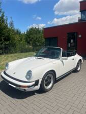 Immagine 6/18 di Porsche 911 Carrera 3.2 (1986)