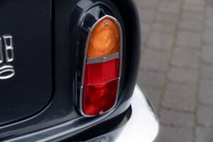 Image 47/79 of Aston Martin DB 6 (1968)