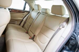 Bild 20/32 von Jaguar XJ 8 3.5 (2005)