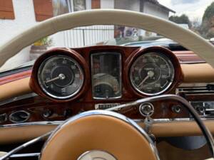Afbeelding 10/46 van Mercedes-Benz 220 SE b (1961)