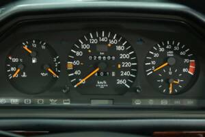 Imagen 15/30 de Mercedes-Benz 300 CE-24 (1993)