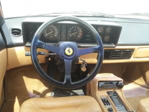 Image 50/73 de Ferrari Mondial Quattrovalvole (1984)