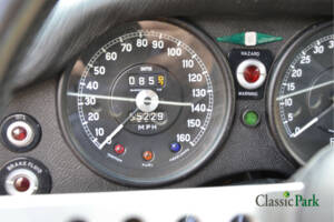 Bild 33/50 von Jaguar E-Type V12 (2+2) (1971)