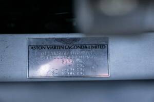 Image 28/50 of Aston Martin Vanquish Volante (2014)