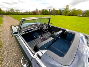 Image 46/50 de Mercedes-Benz 230 SL (1967)