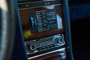 Image 15/25 of Mercedes-Benz 280 SE (1979)
