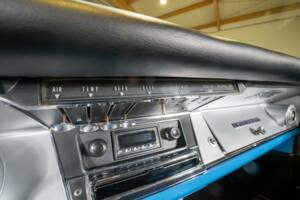 Image 18/22 of Buick Wildcat Sport Coupe (1964)