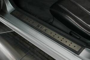 Image 2/50 of Mercedes-Benz SLK 230 Kompressor (2001)