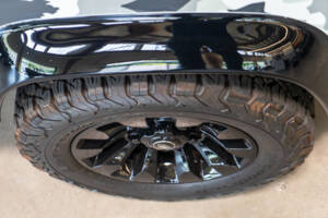 Immagine 9/30 di Land Rover Defender 90 Works V8 (2012)