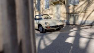 Image 55/58 of Alfa Romeo 2000 Spider Veloce (1977)