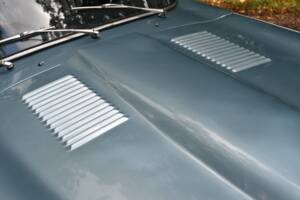 Image 25/50 of Jaguar E-Type (2+2) (1966)