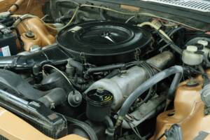 Image 50/50 de Mercedes-Benz 350 SE (1973)