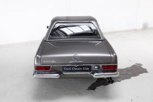 Image 10/35 de Mercedes-Benz 230 SL (1966)