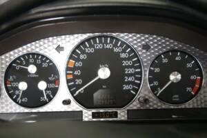 Image 25/49 of Mercedes-Benz SL 500 (2000)