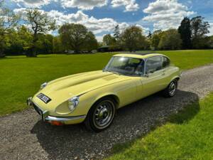 Imagen 15/39 de Jaguar E-Type V12 (2+2) (1972)